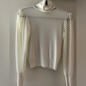 Long sleeve white blouse